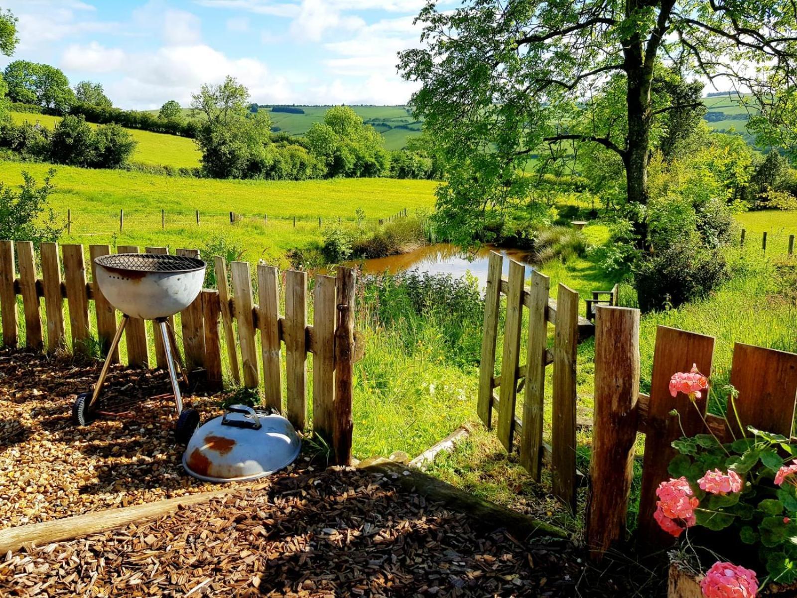 Eco Accommodation Cornflower Holiday Craven Arms Exterior photo