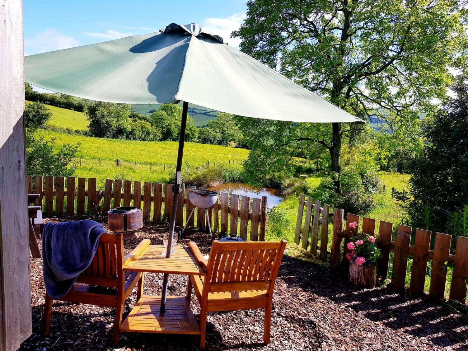 Eco Accommodation Cornflower Holiday Craven Arms Exterior photo